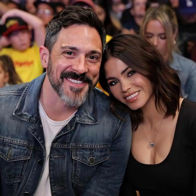 Jenna Dewan and Steve Kazee together at an NBA game.